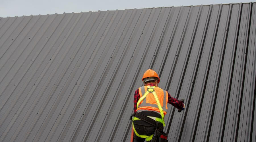Professional residential roofers in East Lynn, WV